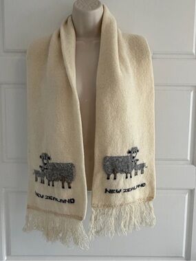 New Zealand Merino & Possum Wool Soft Scarf Cottagecore Winter Ski Snow Cabin